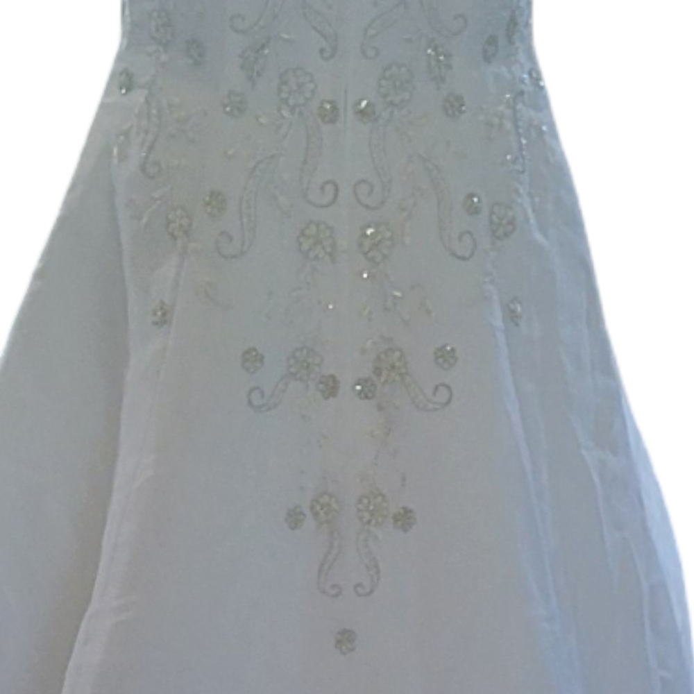 Elegant White Sleeveless Bridal Wedding Dress - Picture 7 of 13